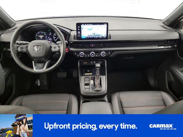 Photo of 2023 White Honda CR-V Hybrid