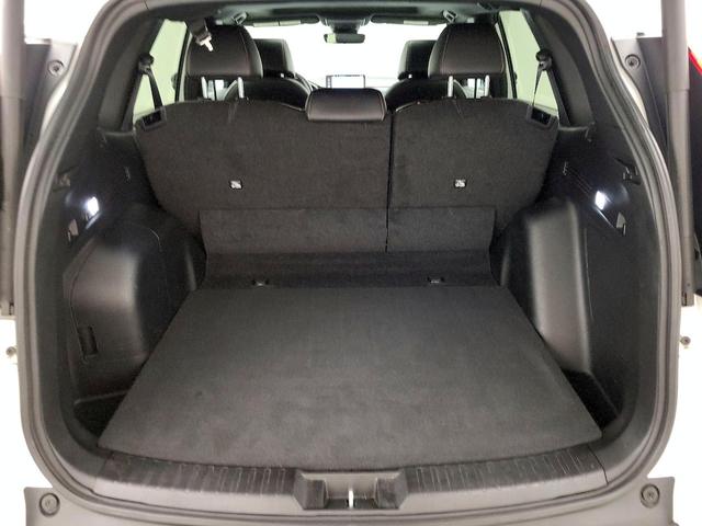 Photo of 2023 White Honda CR-V Hybrid