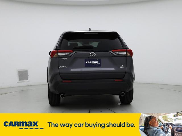 Photo of 2022 Gray Toyota RAV4