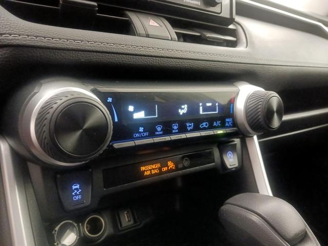Photo of 2022 Gray Toyota RAV4