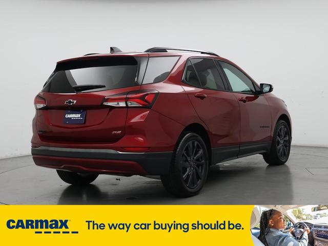 Photo of 2022 Burgundy Chevrolet Equinox