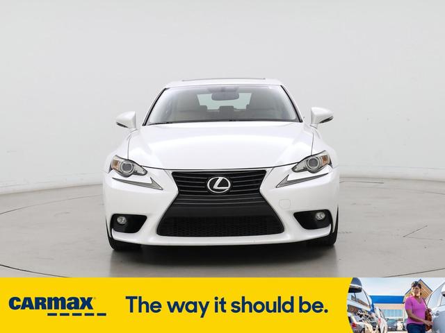 Photo of 2016 White Lexus IS 200t