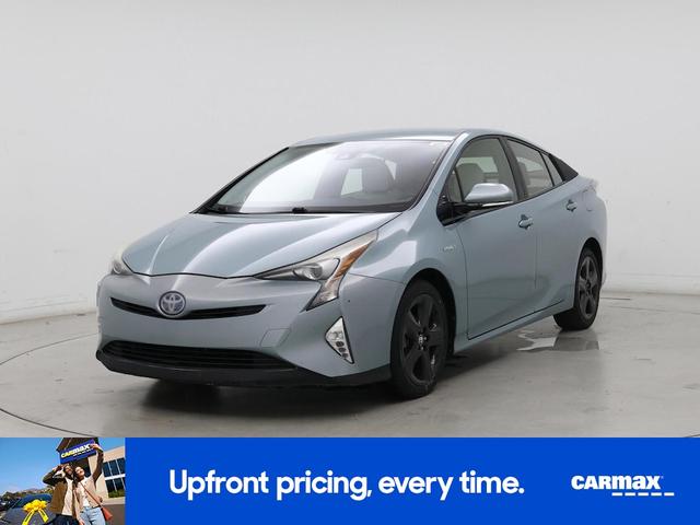 Photo of 2016 Green Toyota Prius