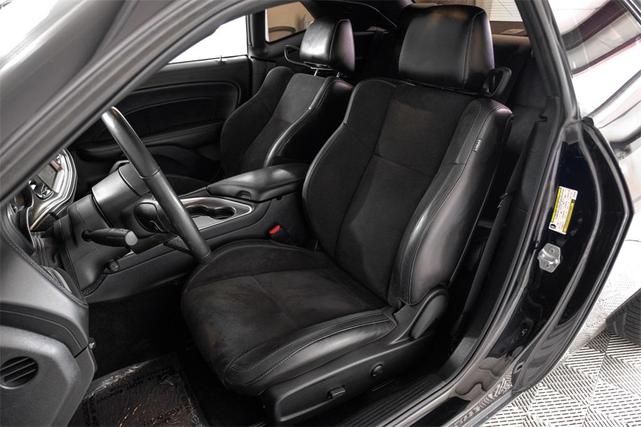 Photo of 2022 Pitch Black Clearcoat Dodge Challenger