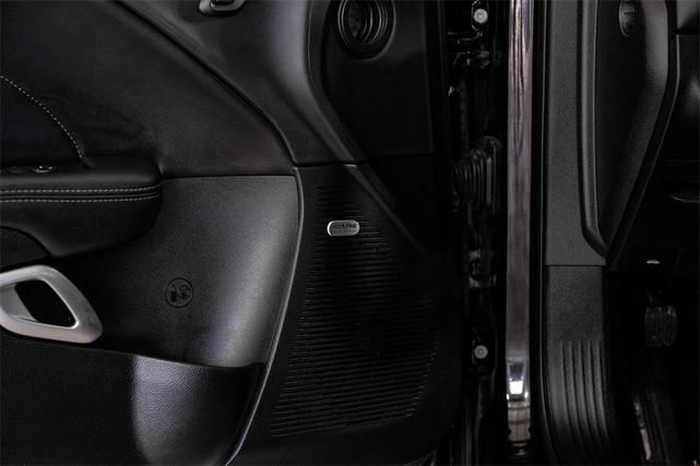 Photo of 2022 Pitch Black Clearcoat Dodge Challenger