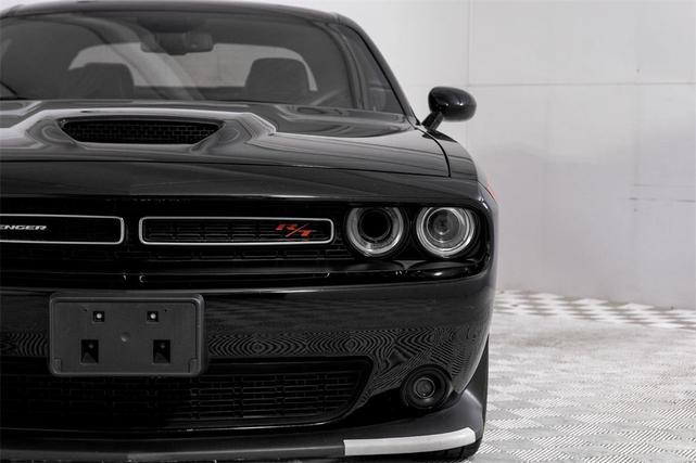 Photo of 2022 Pitch Black Clearcoat Dodge Challenger