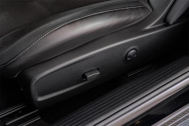 Photo of 2022 Pitch Black Clearcoat Dodge Challenger