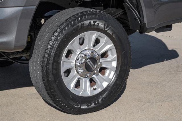 Photo of 2022 CARBONIZED GRAY Ford F-250