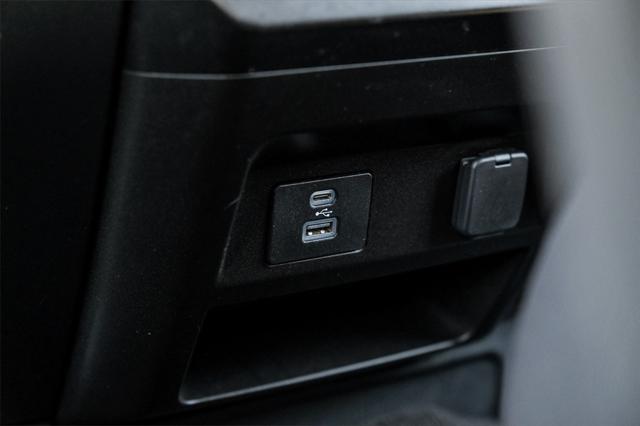 Photo of 2022 CARBONIZED GRAY Ford F-250