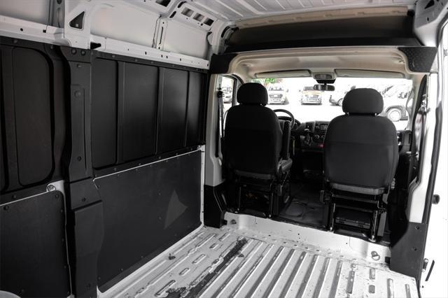 Photo of 2019 Bright White Clearcoat RAM ProMaster 1500