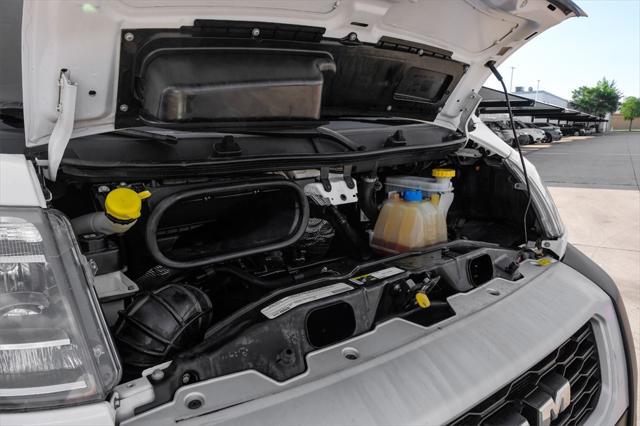 Photo of 2019 Bright White Clearcoat RAM ProMaster 1500