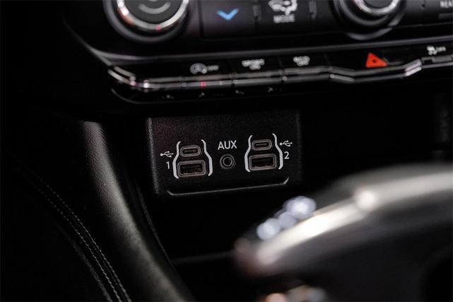 Photo of 2022 DB Black Clearcoat Dodge Durango