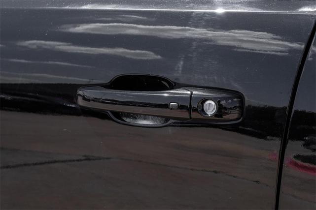 Photo of 2022 DB Black Clearcoat Dodge Durango