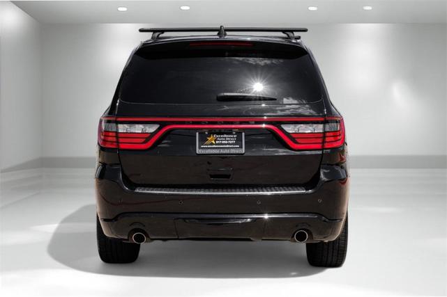 Photo of 2022 DB Black Clearcoat Dodge Durango