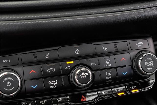 Photo of 2022 DB Black Clearcoat Dodge Durango