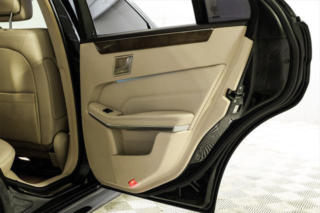 Photo of 2016 Black Mercedes-Benz E-Class