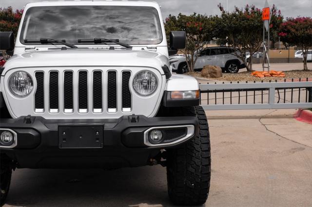 Photo of 2018 Bright White Clearcoat Jeep Wrangler Unlimited