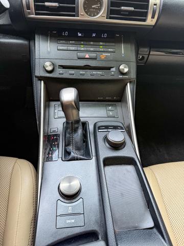 Photo of 2015 Blue Lexus IS 250