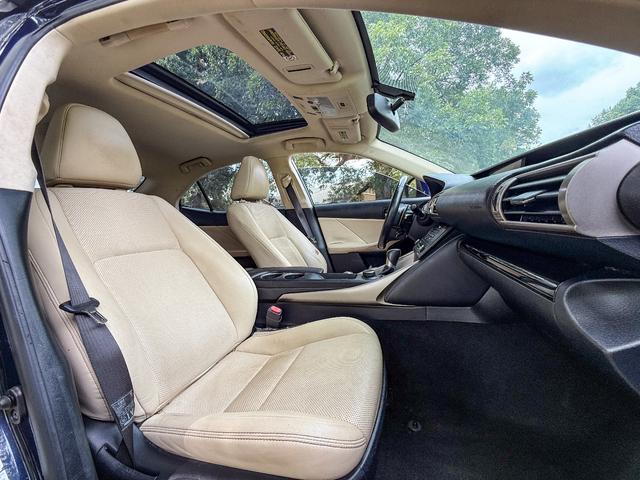 Photo of 2015 Blue Lexus IS 250