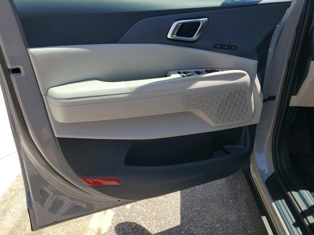 Photo of 2026 Ceramic Silver Kia Carnival Hybrid