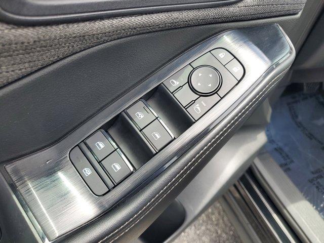 Photo of 2023 Super Black Nissan Rogue