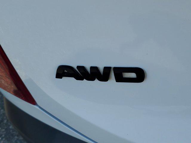 Photo of 2021 Glacial White Pearl Kia Telluride