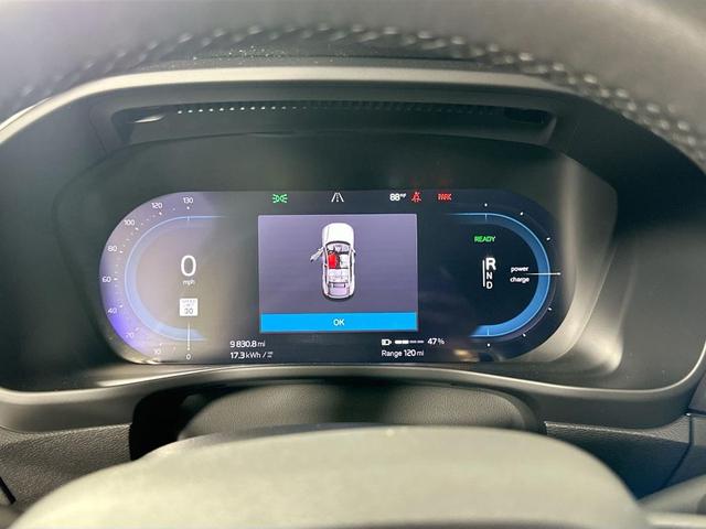 Photo of 2023 Onyx Black Metallic Volvo C40 Recharge Pure Electric