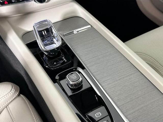 Photo of 2025 COL70700 Volvo XC60