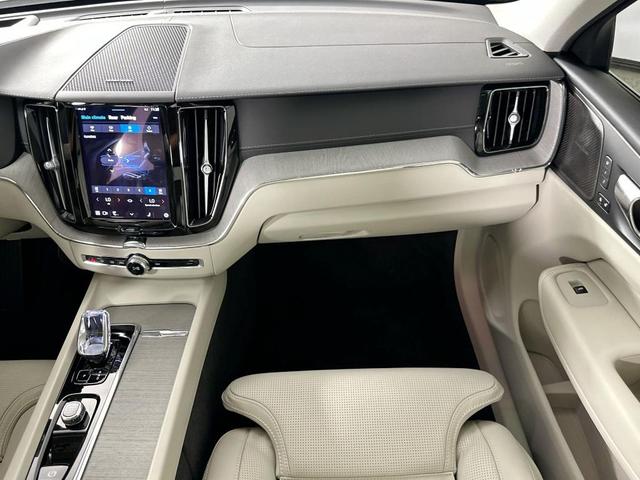 Photo of 2025 COL70700 Volvo XC60