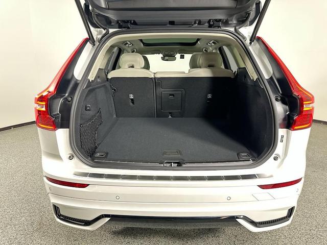 Photo of 2025 COL70700 Volvo XC60