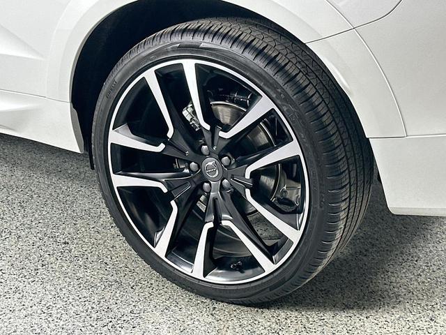 Photo of 2025 COL70700 Volvo XC60