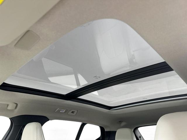 Photo of 2026 Cloud 9 White Volvo XC40