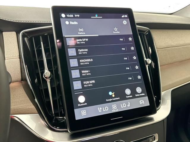 Photo of 2025 COL70700 Volvo XC90 Plug-In Hybrid