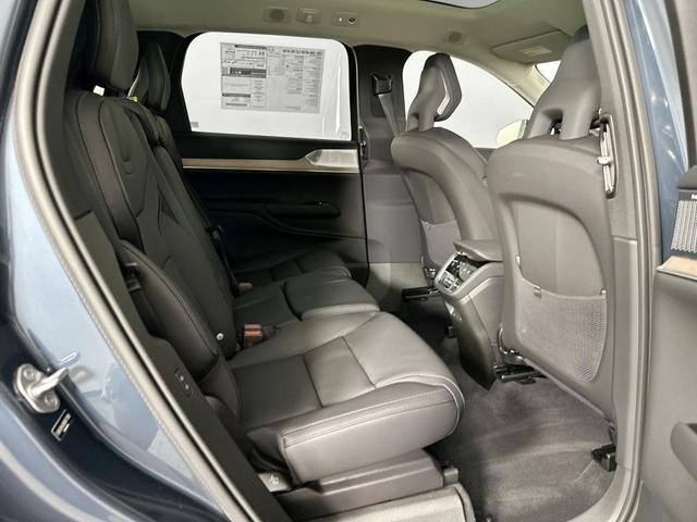 Photo of 2025 COL72300 Volvo EX90
