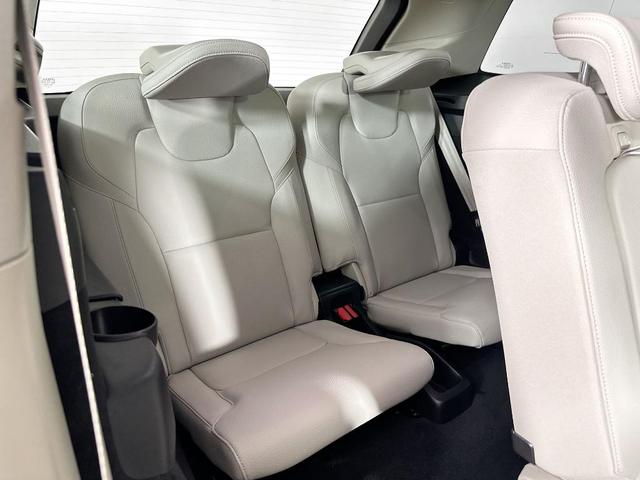 Photo of 2025 Denim Blue Metallic Volvo XC90 Plug-In Hybrid