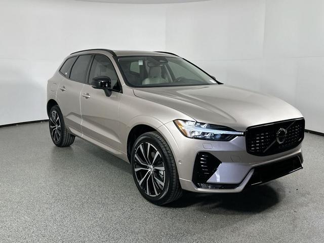 Photo of 2025 Bright Volvo XC60