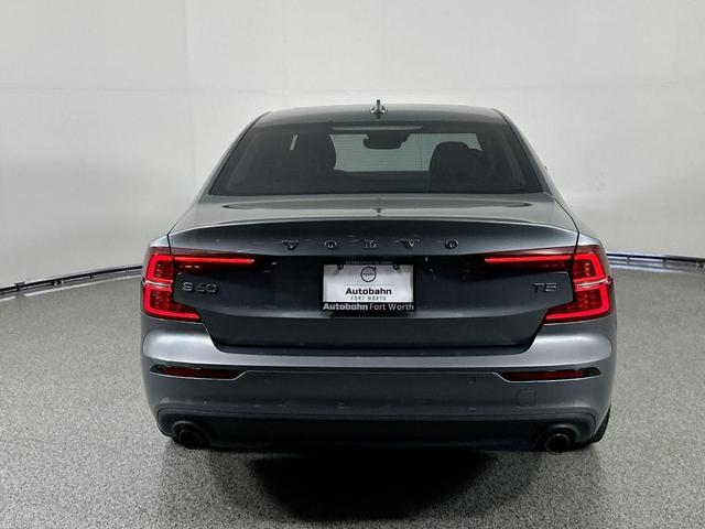 Photo of 2020 Osmium Gray Metallic Volvo S60