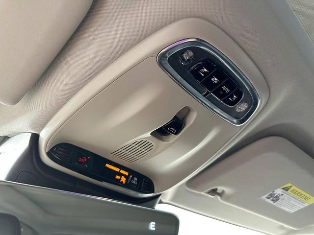 Photo of 2020 Osmium Gray Metallic Volvo S60