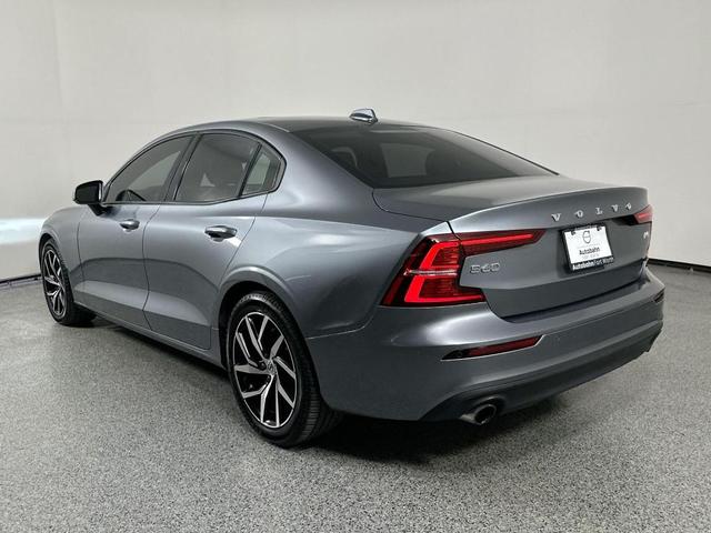 Photo of 2020 Osmium Gray Metallic Volvo S60