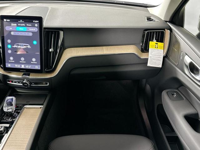 Photo of 2026 White Volvo XC60