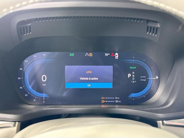 Photo of 2025 Gray Volvo XC60 Plug-In Hybrid