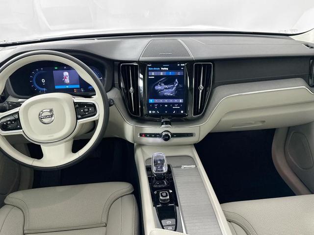 Photo of 2025 Gray Volvo XC60 Plug-In Hybrid