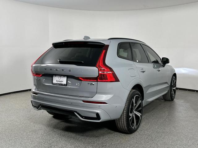 Photo of 2025 Gray Volvo XC60 Plug-In Hybrid
