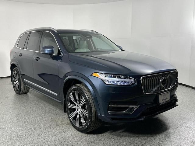 Photo of 2025 Blue Volvo XC90 Plug-In Hybrid