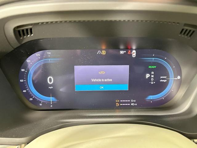 Photo of 2025 Onyx Black Metallic Volvo XC60 Plug-In Hybrid