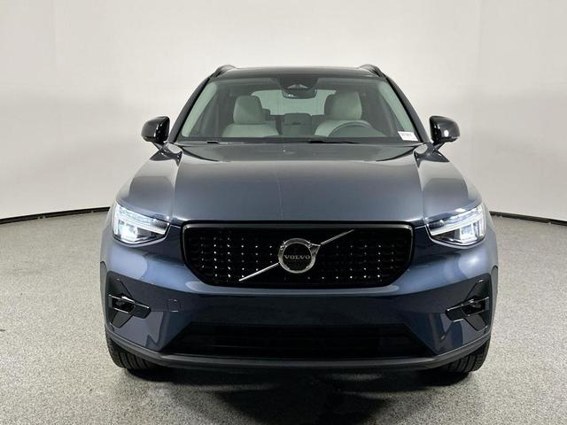 Photo of 2026 Denim Blue Volvo XC40