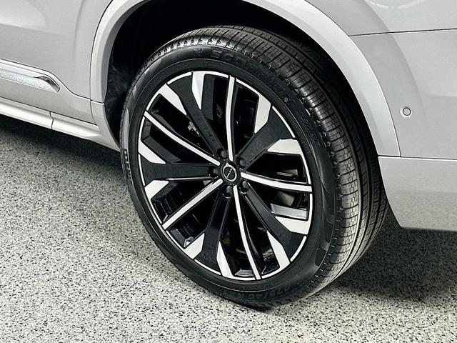 Photo of 2025 COL73500 Volvo XC90