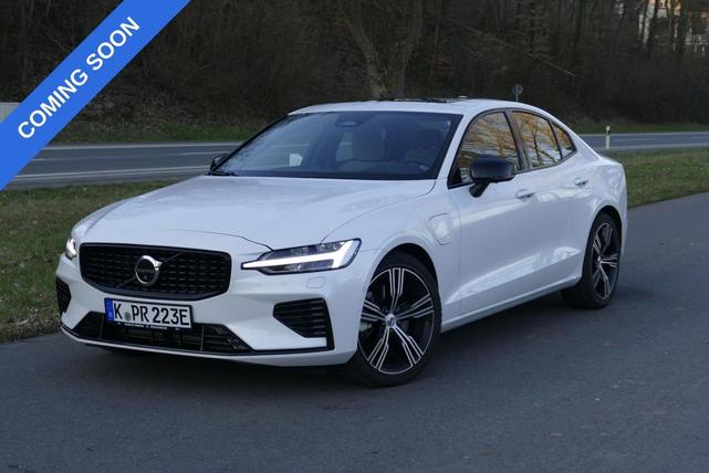 2022 Volvo S60 Recharge Plug-in Hybrid