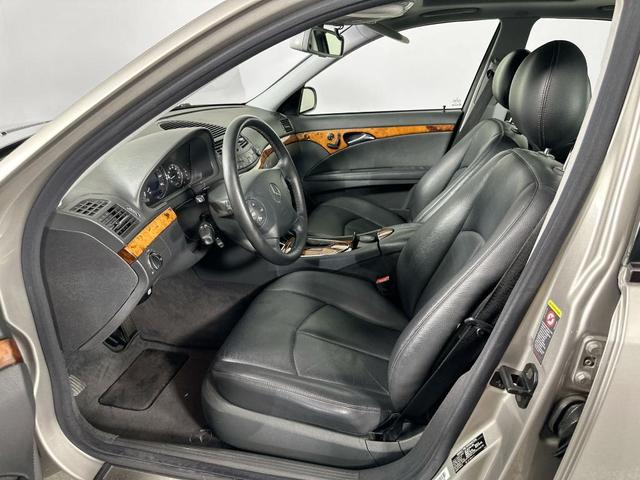 Photo of 2004 Pewter Metallic Mercedes-Benz E-Class