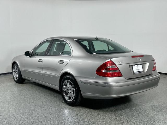 Photo of 2004 Pewter Metallic Mercedes-Benz E-Class